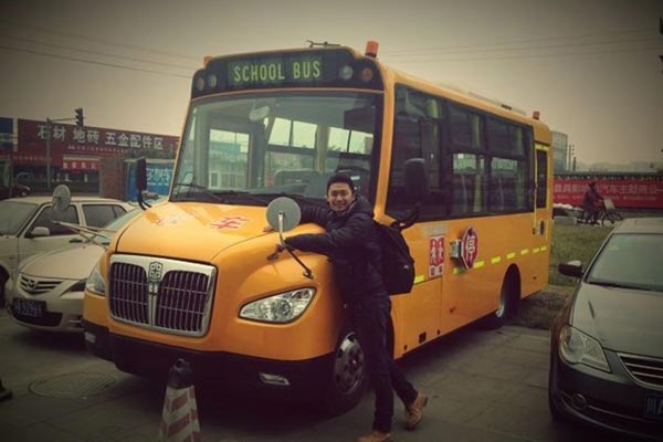 前国安球员扶贫身份屡遭指责 炮轰足协:垃圾毁