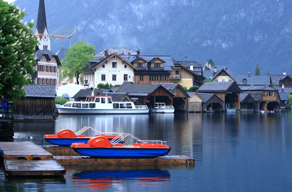 哈尔施塔特:盐矿宝地 木头之城