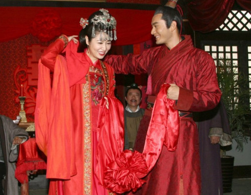 黄晓明隔空向林心如告白：女神勿走