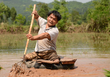 专访<em>好妹妹乐队</em>:期待与<em>李志</em>同台 将发新专辑_