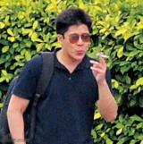 郭晶晶肚大如箩 与霍启刚同游泰国