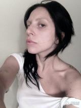 慎入！素颜的lady gaga伤不起