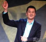 李亚鹏离婚后首亮相数次泛泪