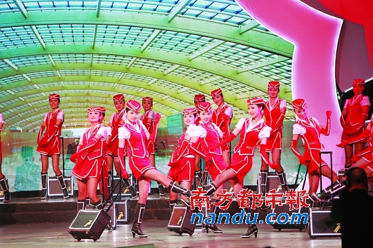 深航<em>空姐</em>亮相央视《<em>我要上</em>春晚》开场舞_深圳