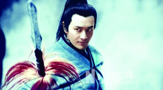 这个岳飞带v 黄晓明：不会演成岳二飞