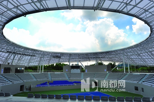 玩过红土网球场吗 可能有点贵_东莞