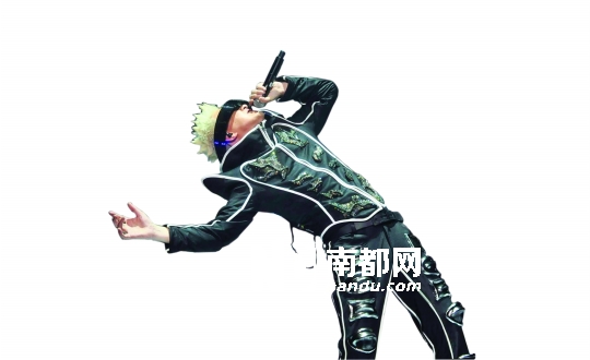 “达明”开唱 led屏亮了