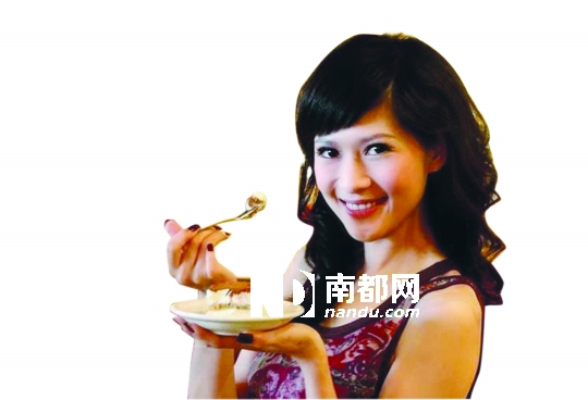 当年,沈星也就是个月薪3千的小记者