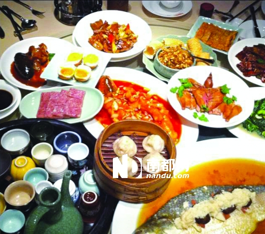 当年,沈星也就是个月薪3千的小记者