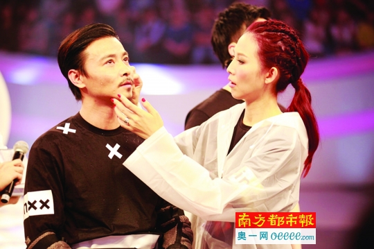 连新闻通稿都要求把老公放前面,蔡少芬说我炫