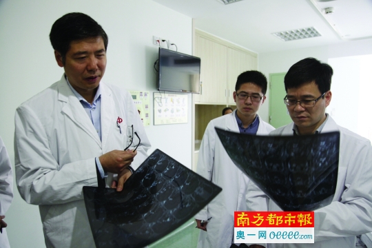 中山一院神经外科1年2400多台手术 平均一天