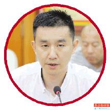 坂田街道南坑社区星光居委会副主任 吕碧波