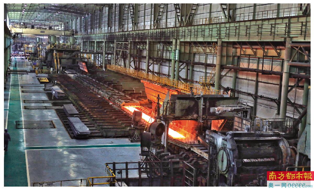 “湛江钢铁”是全球领先的现代化钢铁联合企业——“宝山钢铁股份有限公司”的四大基地之一。