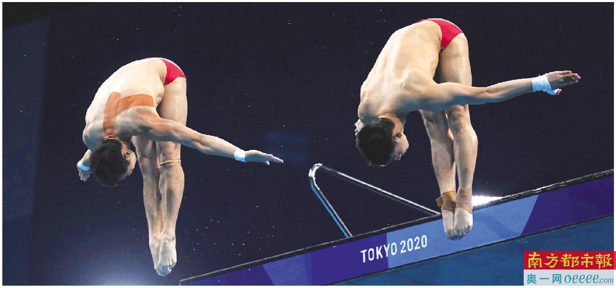 昨日,在东京奥运会跳水男子双人十米跳台决赛中,中国选手曹缘/陈艾森获得亚军。