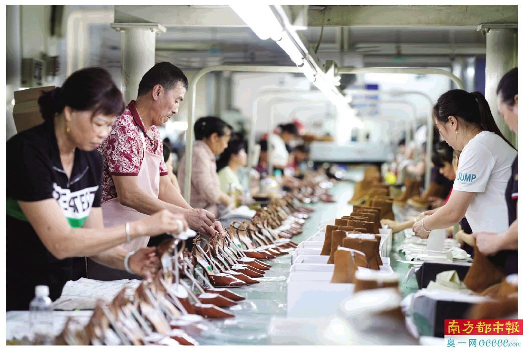 许多传统代工的中小型工厂参与到跨境电商中来。