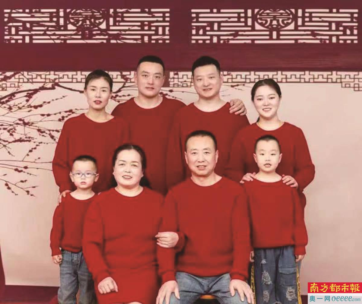 从5口之家变成了8口之家,用了26年的冰箱也退休了。