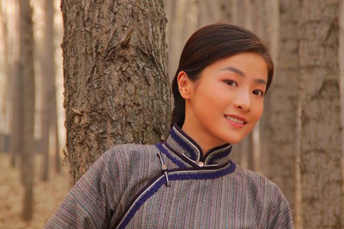 《战神》紧张拍摄 杜淳贡米擦出"火花"