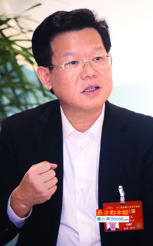 全国人大代表,河源市市长彭建文.南方日报供图